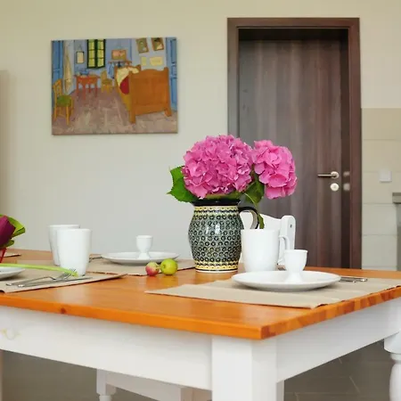 Flaemingskirsche 아파트 *